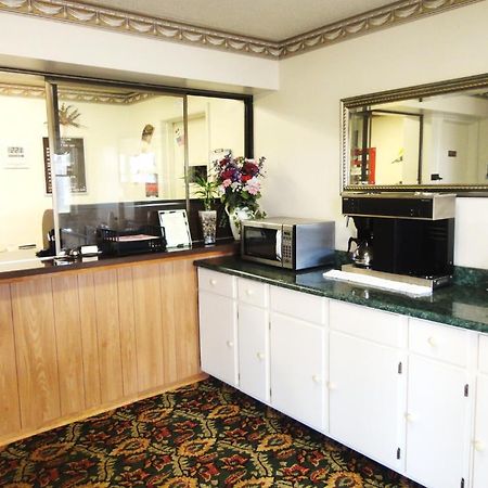 Budget Inn Daleville エクステリア 写真