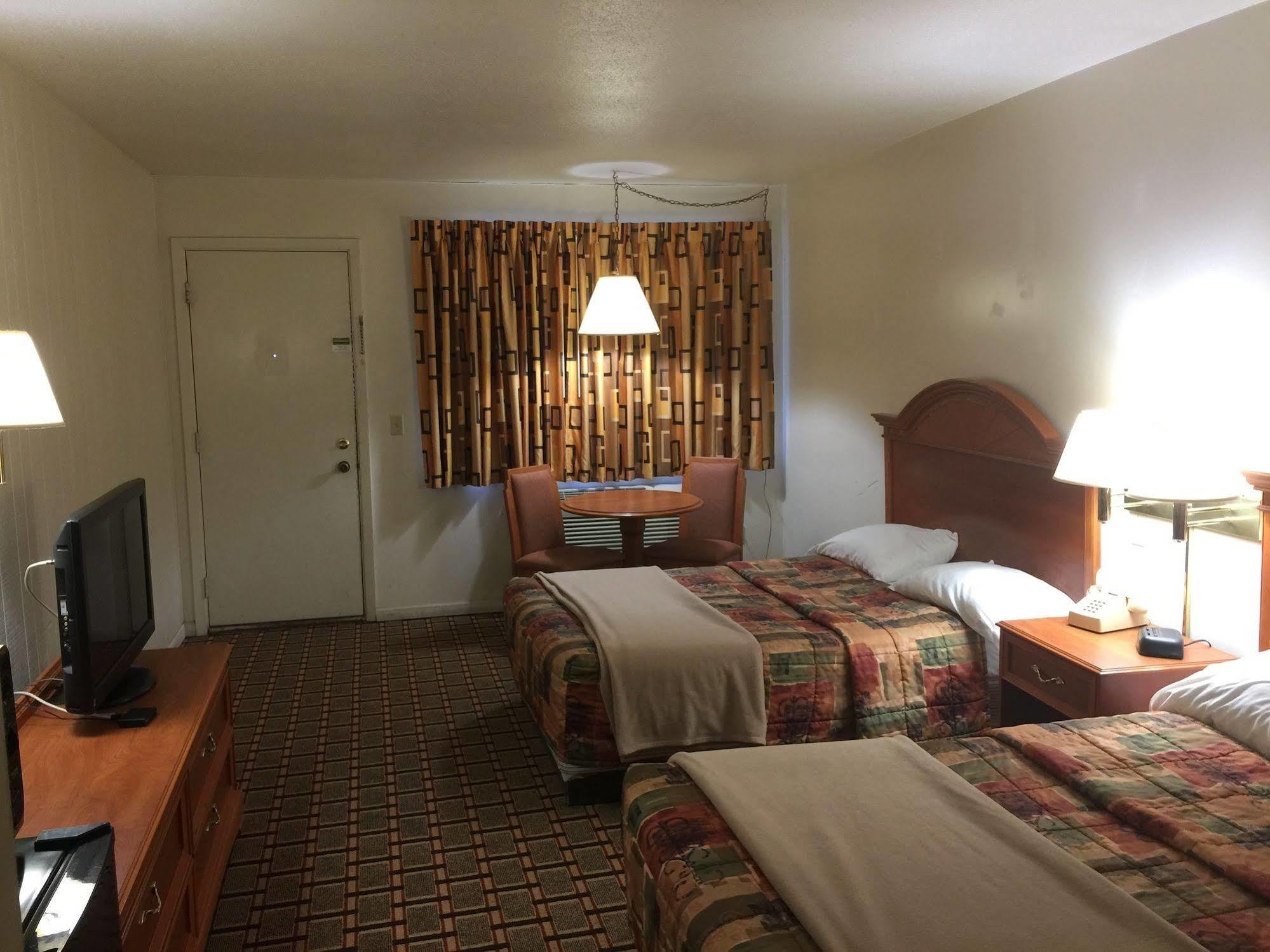 Budget Inn Daleville エクステリア 写真
