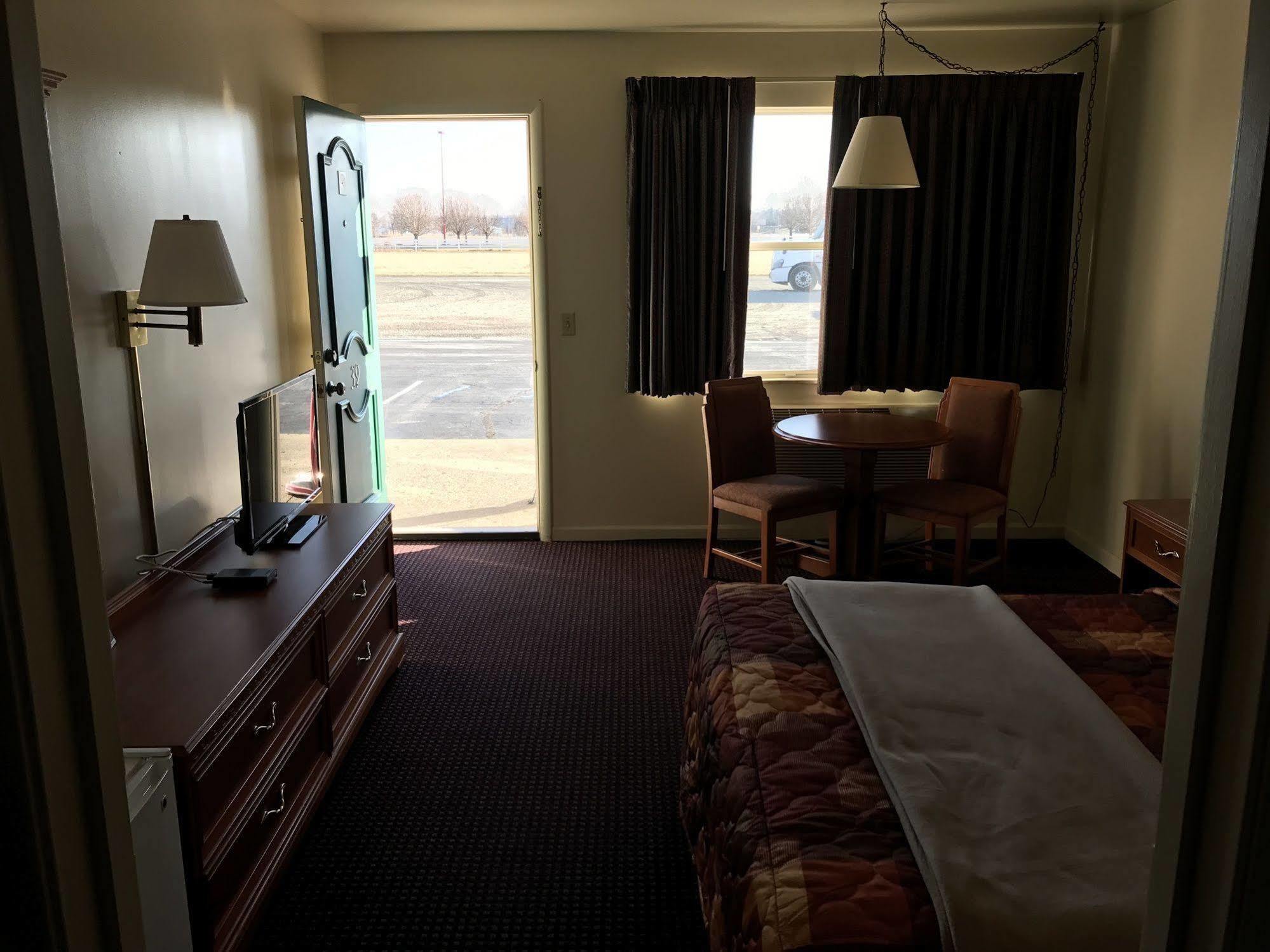 Budget Inn Daleville エクステリア 写真
